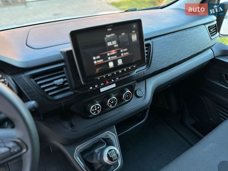 Грузовой фургон Renault Trafic 2022 в Бродах
