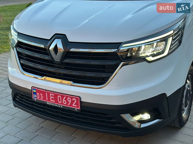 Грузовой фургон Renault Trafic 2022 в Бродах