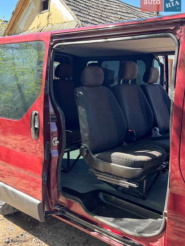 Минивэн Renault Trafic 2003 в Тернополе