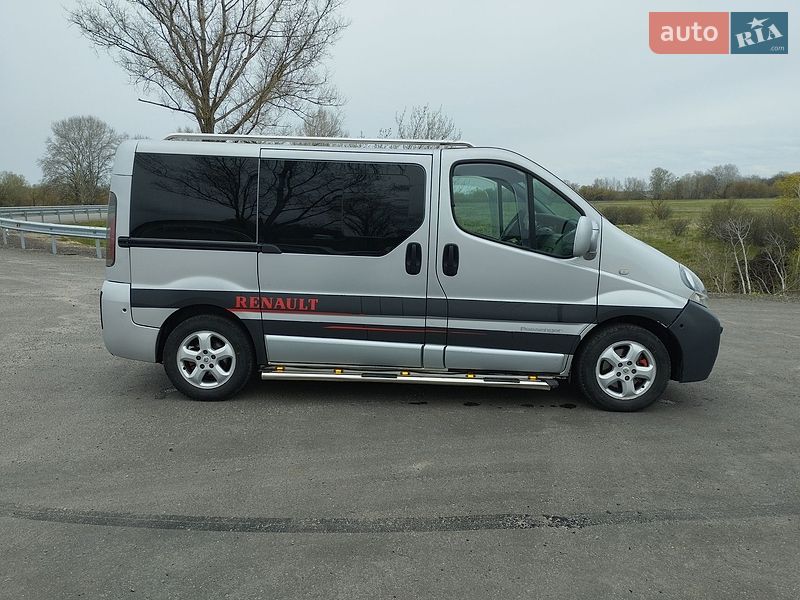 Минивэн Renault Trafic 2005 в Балаклее