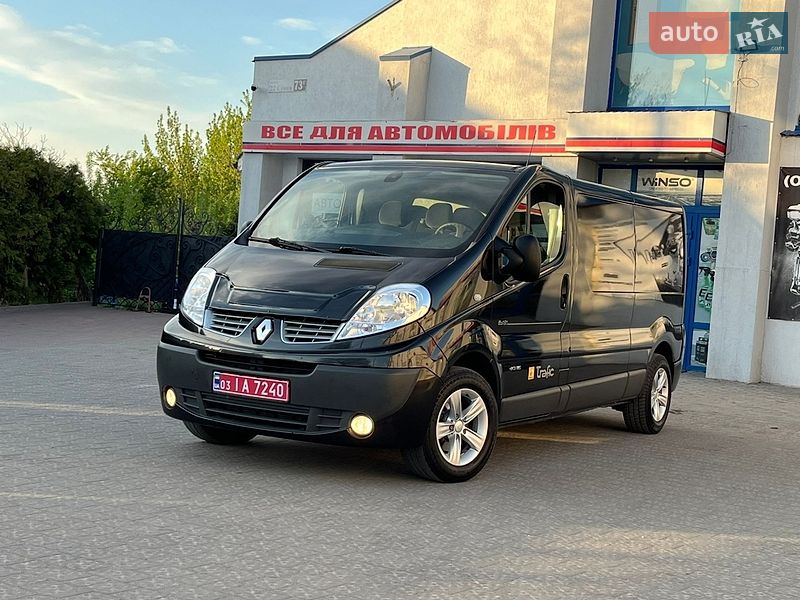 Грузовой фургон Renault Trafic 2012 в Бродах
