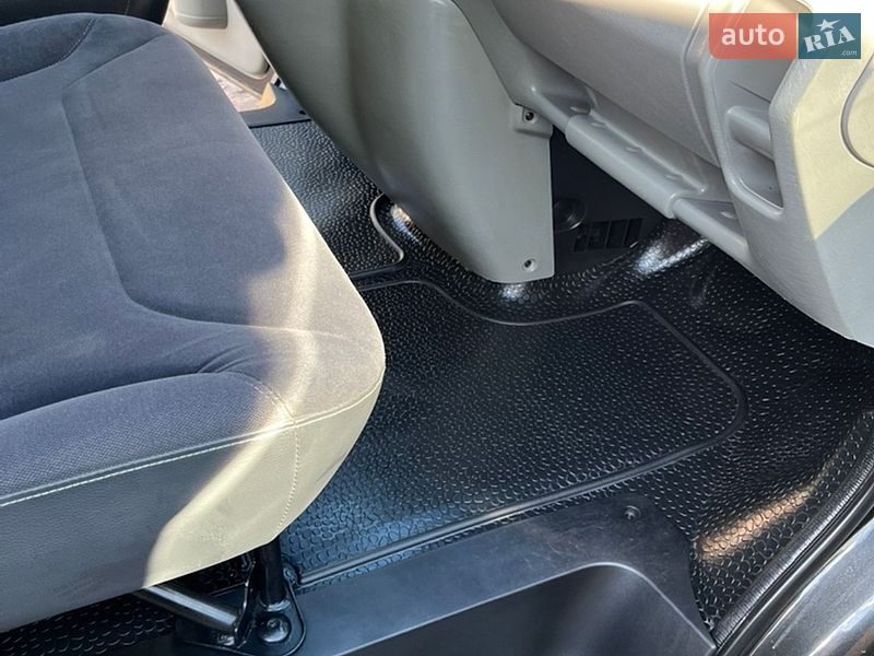 Грузовой фургон Renault Trafic 2012 в Бродах