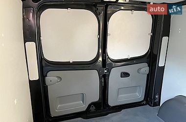 Грузовой фургон Renault Trafic 2012 в Бродах