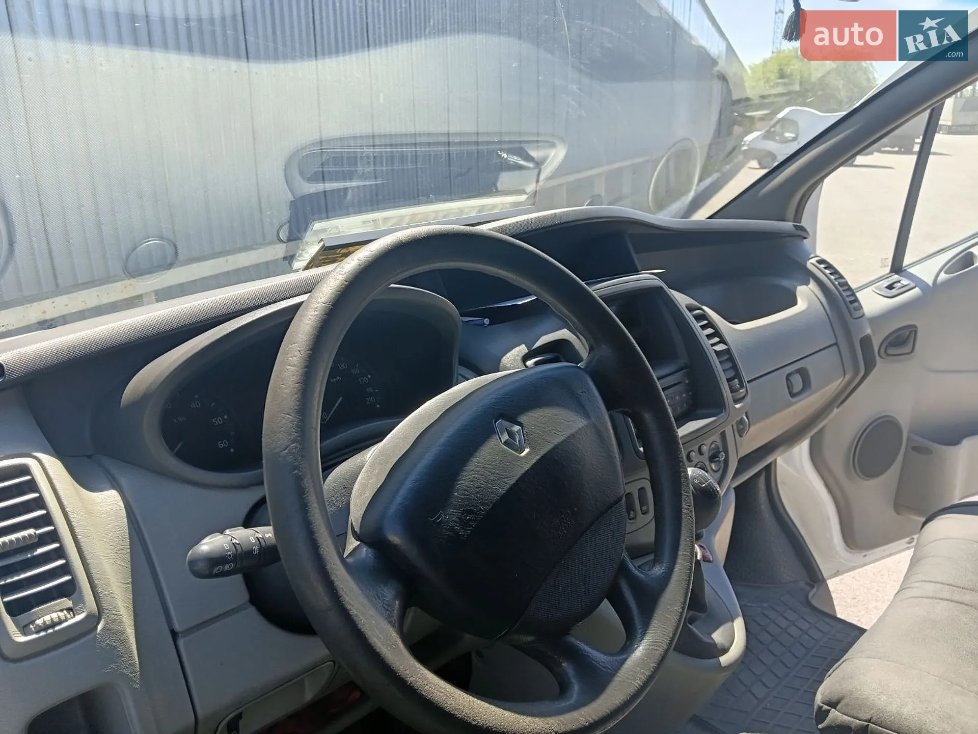 2011 Renault Trafic - мініатюра 5