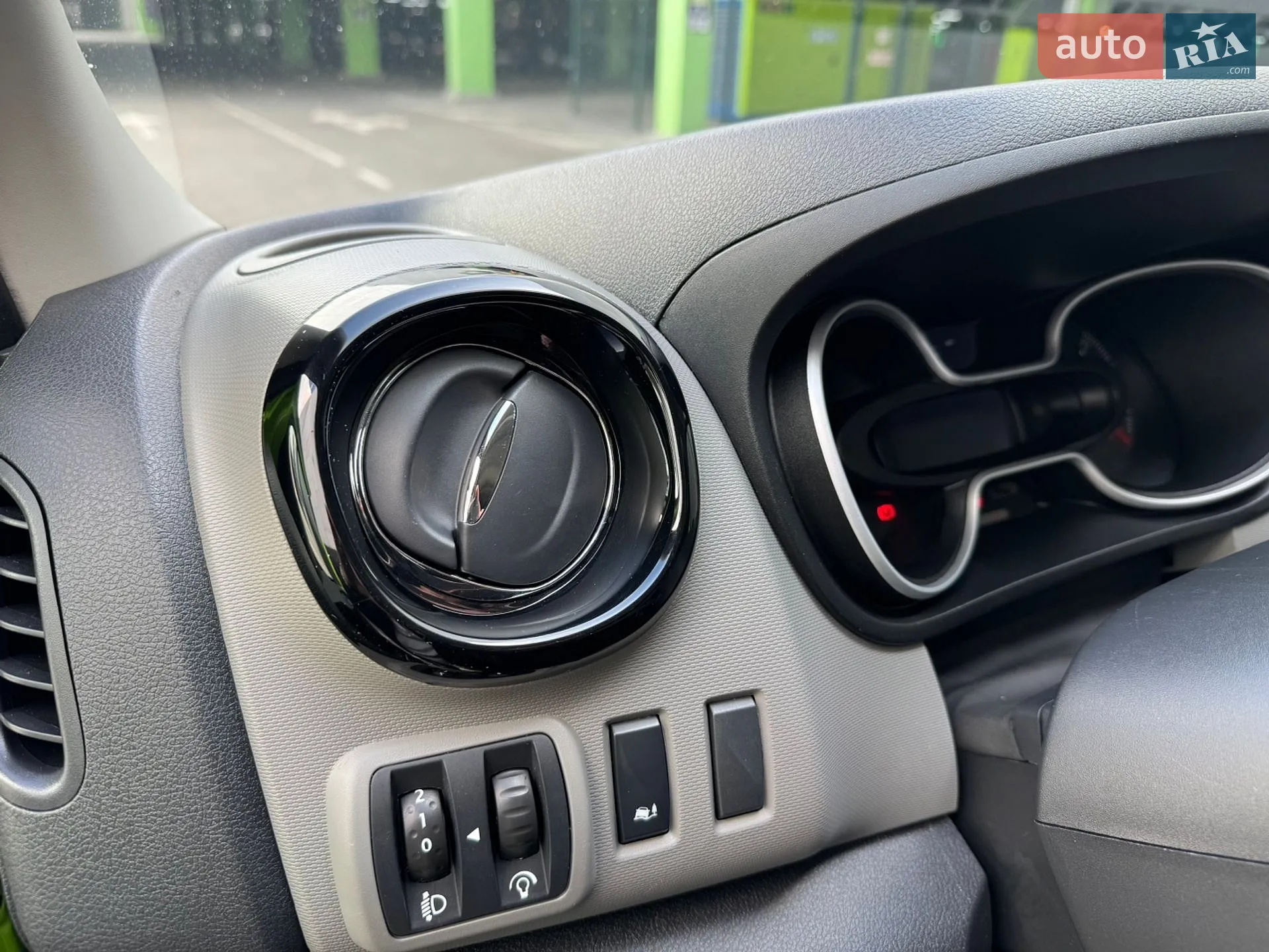 2018 Renault Trafic - мініатюра 23