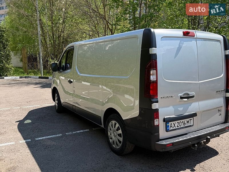 Грузовой фургон Renault Trafic 2016 в Харькове