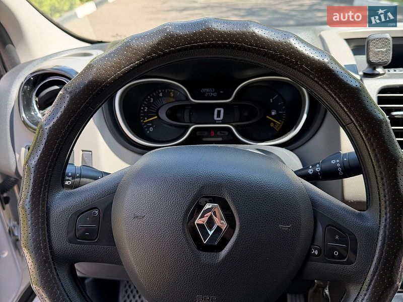 Грузовой фургон Renault Trafic 2016 в Харькове