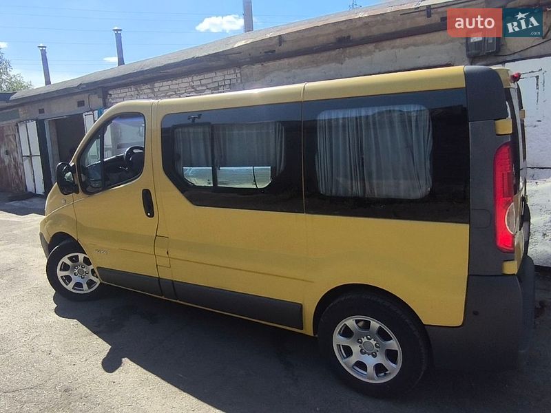 Минивэн Renault Trafic 2008 в Киеве