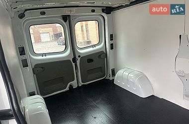 Вантажний фургон Renault Trafic 2014 в Рівному