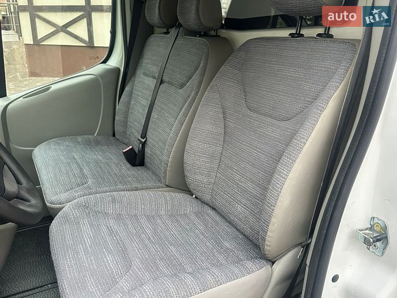 Вантажний фургон Renault Trafic 2014 в Рівному