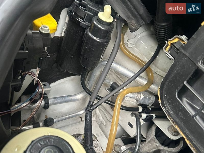 Вантажний фургон Renault Trafic 2014 в Рівному