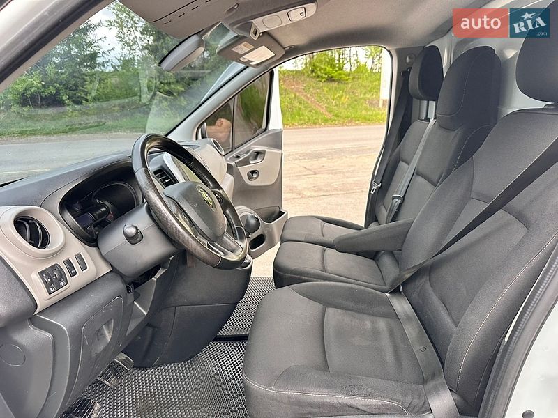 Вантажний фургон Renault Trafic 2019 в Івано-Франківську