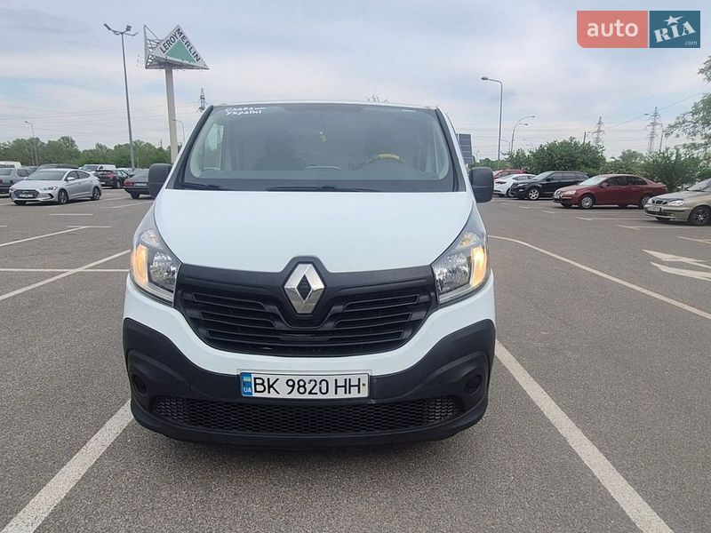 Грузовой фургон Renault Trafic 2017 в Киеве