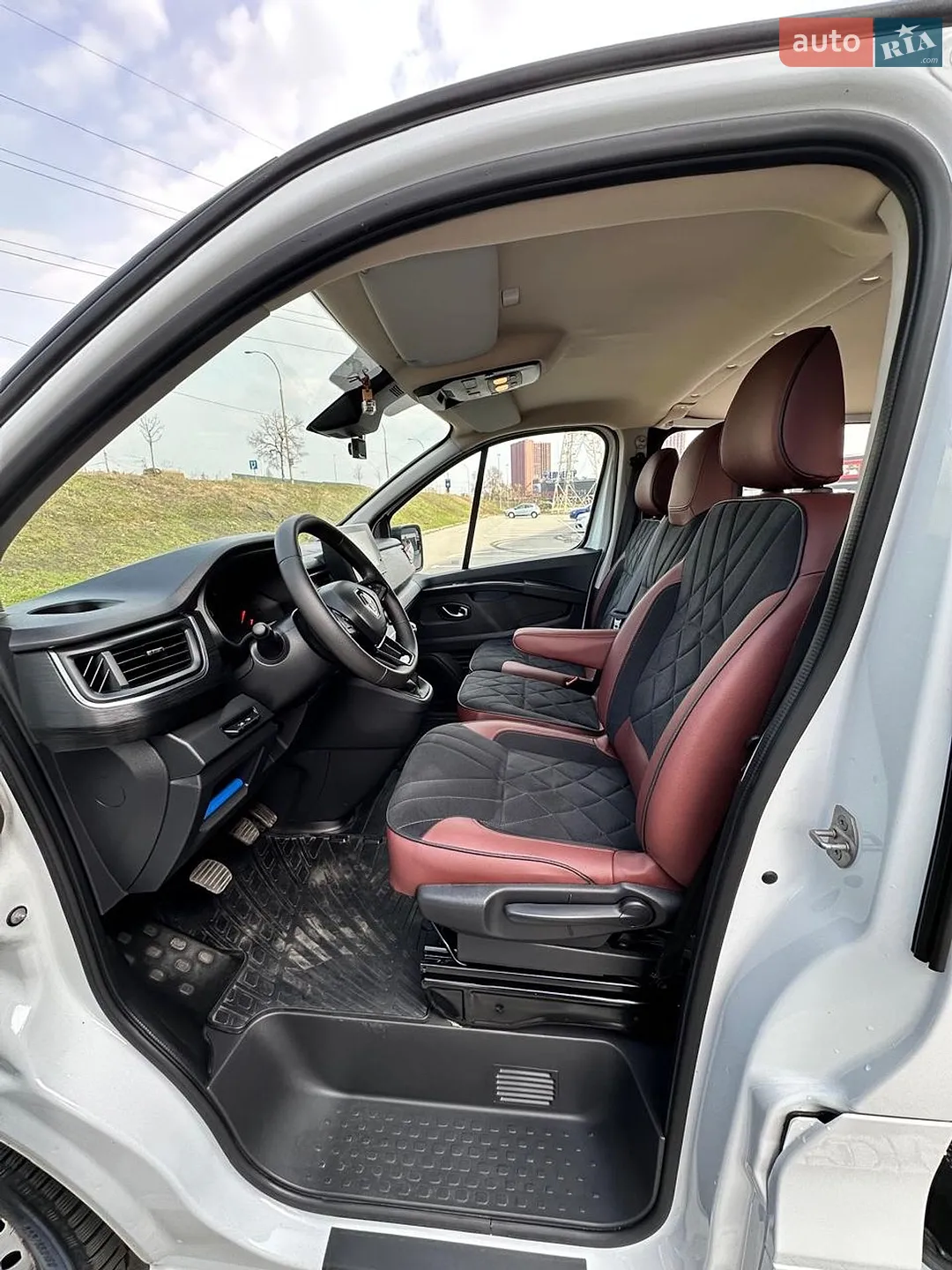 2022 Renault Trafic - мініатюра 17