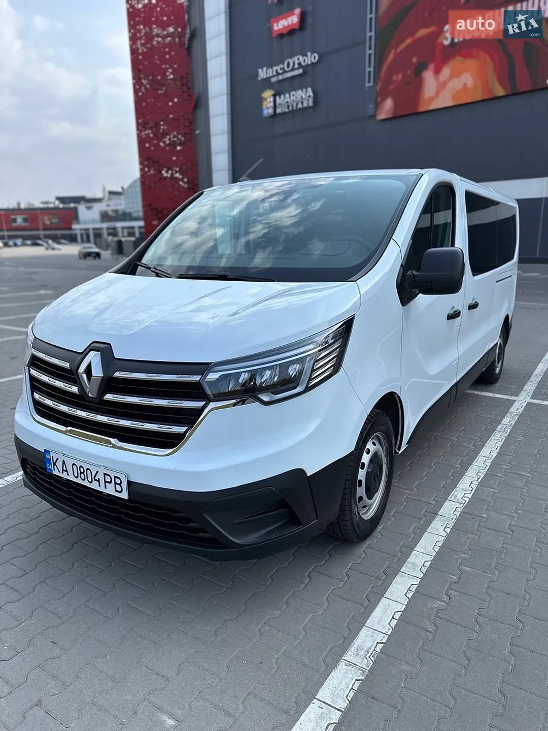 2022 Renault Trafic - мініатюра 3