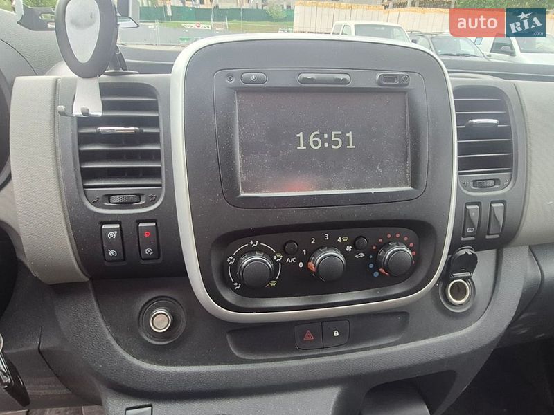 Грузовой фургон Renault Trafic 2017 в Киеве