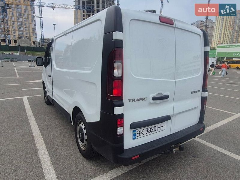 Грузовой фургон Renault Trafic 2017 в Киеве