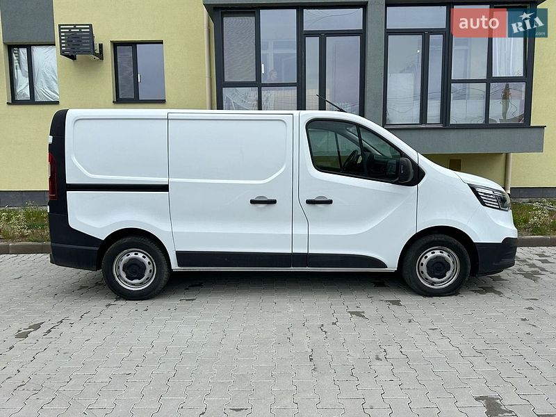 Грузовой фургон Renault Trafic 2023 в Киеве