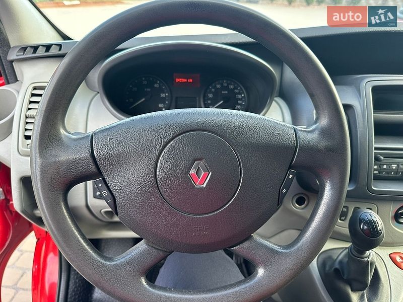 Грузовой фургон Renault Trafic 2013 в Луцке