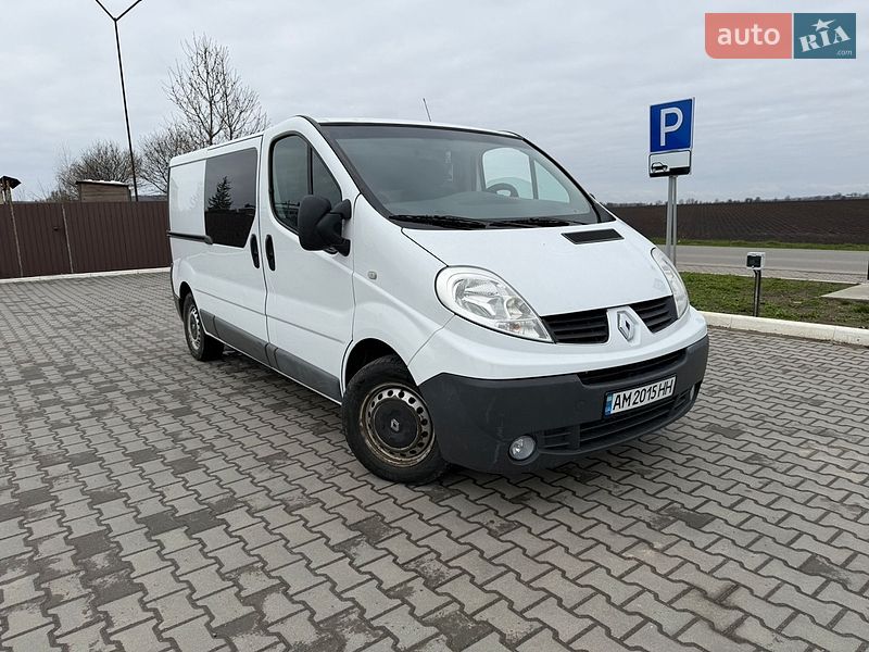 Грузовой фургон Renault Trafic 2012 в Красилове