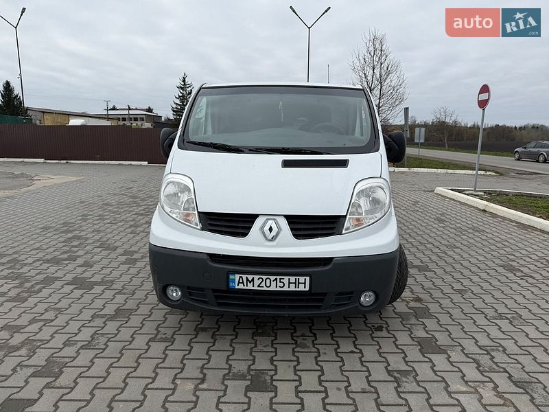 Грузовой фургон Renault Trafic 2012 в Красилове