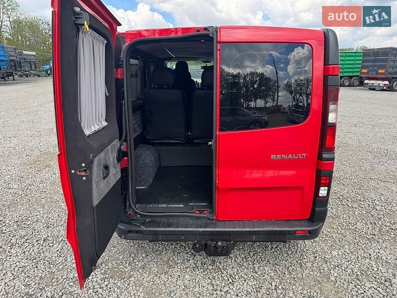 Мінівен Renault Trafic 2016 в Умані