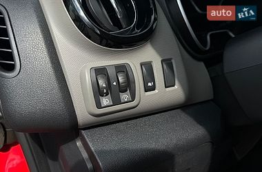 Мінівен Renault Trafic 2016 в Умані
