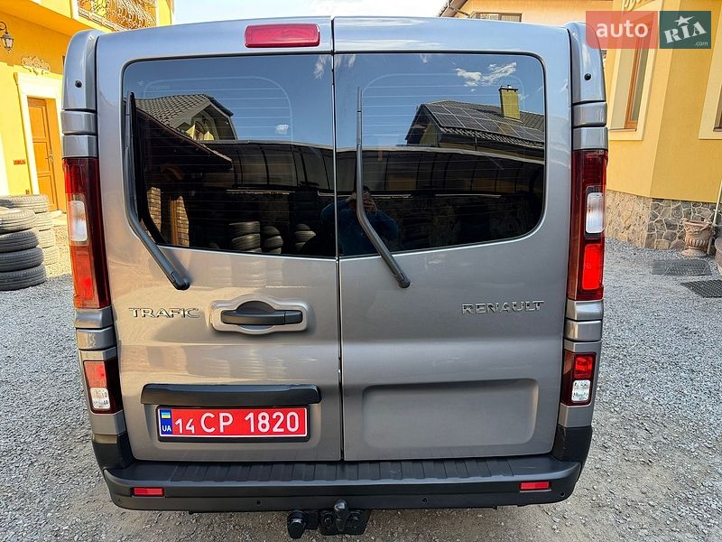 Мінівен Renault Trafic 2017 в Львові