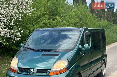 Мінівен Renault Trafic 2005 в Шумську