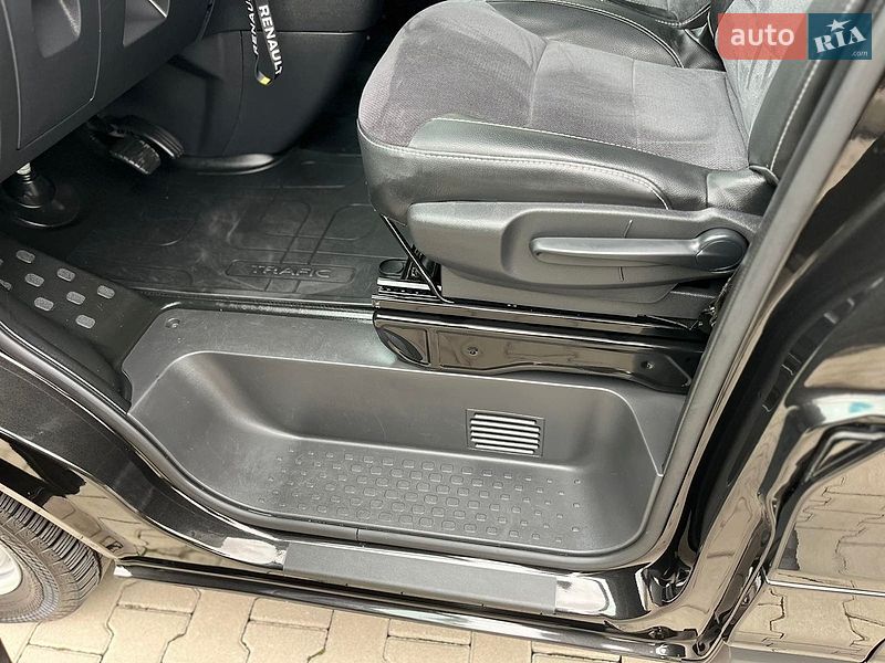 Минивэн Renault Trafic 2020 в Черновцах