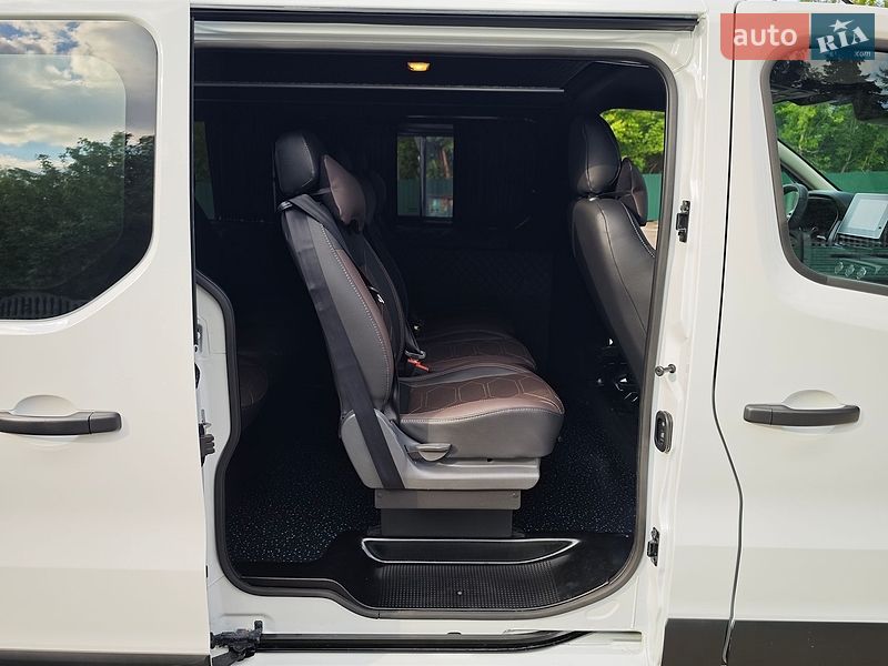 Минивэн Renault Trafic 2022 в Дубно