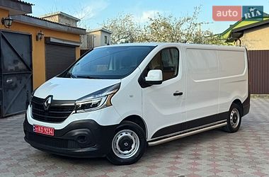 Вантажний фургон Renault Trafic 2020 в Рівному