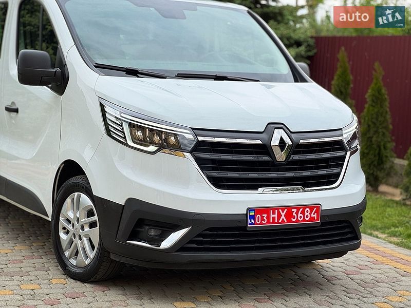 Вантажний фургон Renault Trafic 2023 в Дрогобичі