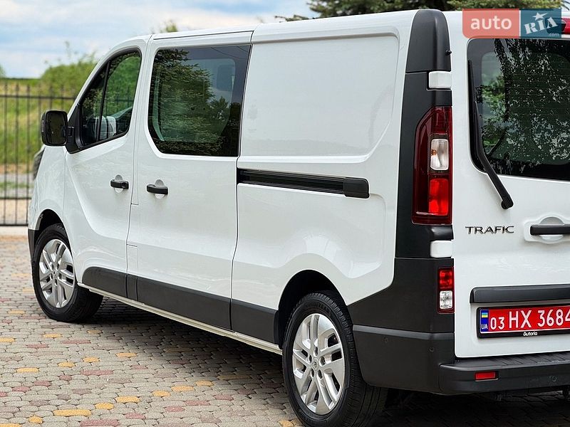 Вантажний фургон Renault Trafic 2023 в Дрогобичі