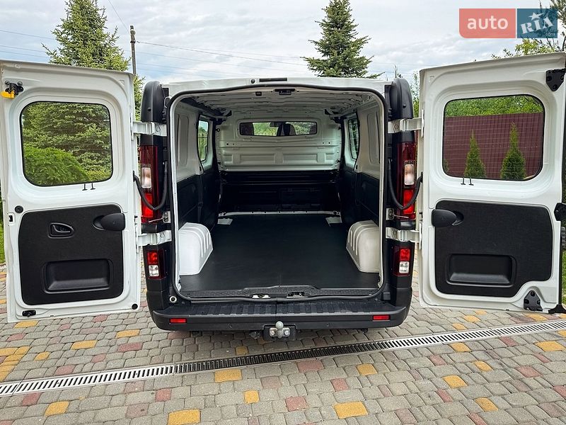 Вантажний фургон Renault Trafic 2023 в Дрогобичі