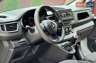Вантажний фургон Renault Trafic 2023 в Дрогобичі