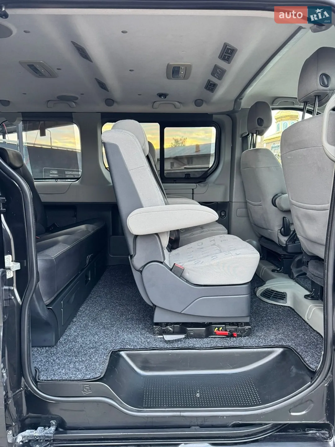 2012 Renault Trafic - мініатюра 49