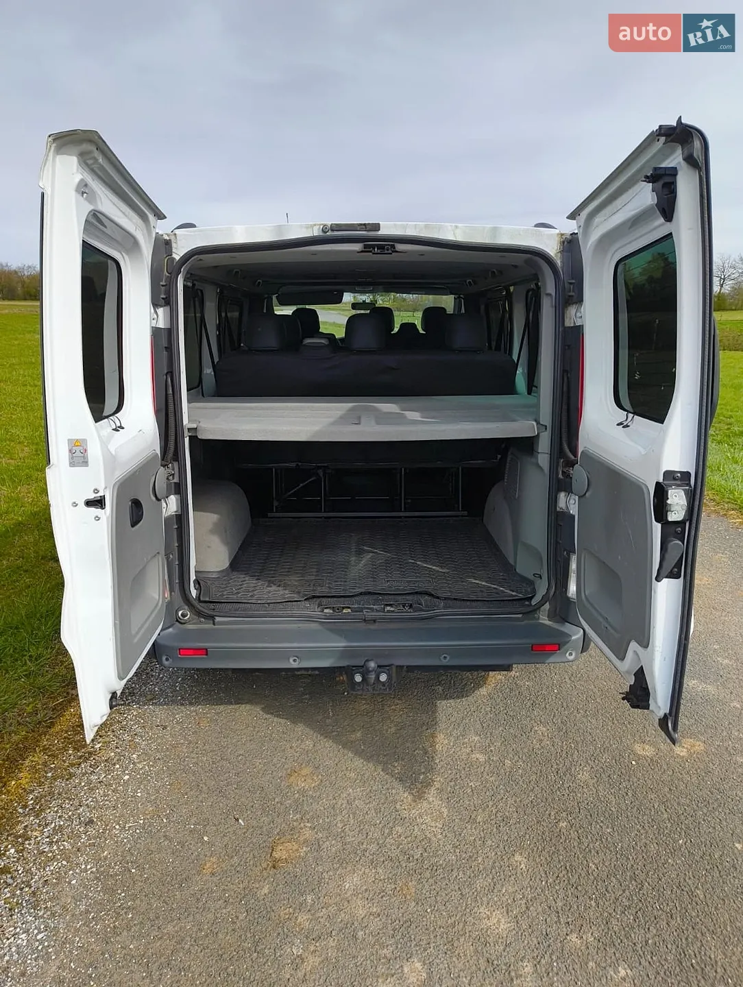 2010 Renault Trafic - мініатюра 5