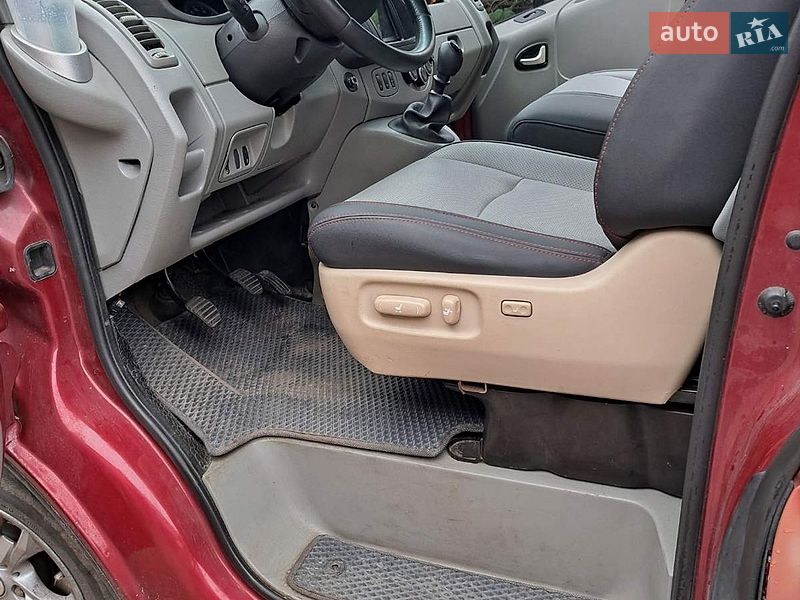 Минивэн Renault Trafic 2004 в Киеве