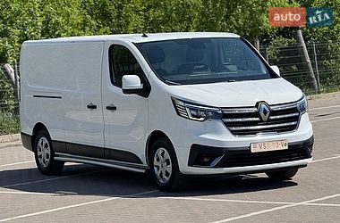 Вантажний фургон Renault Trafic 2022 в Дубні