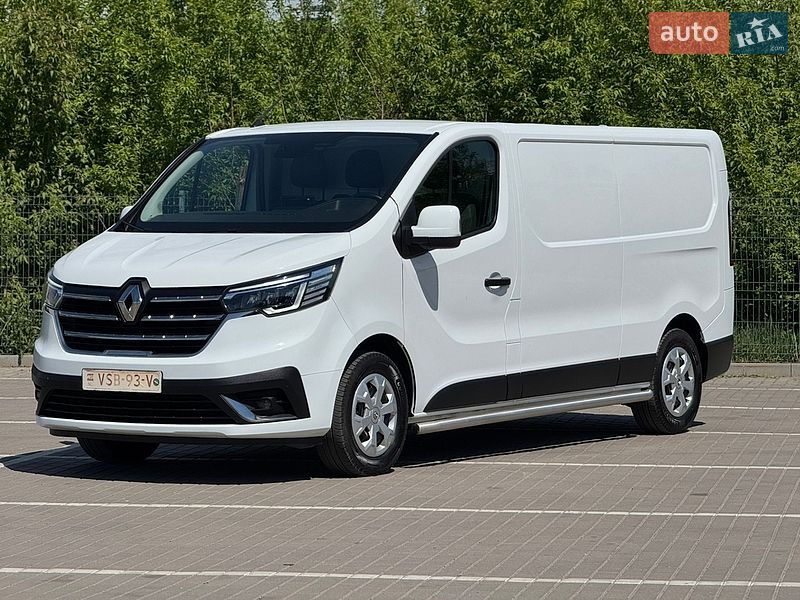 Вантажний фургон Renault Trafic 2022 в Дубні