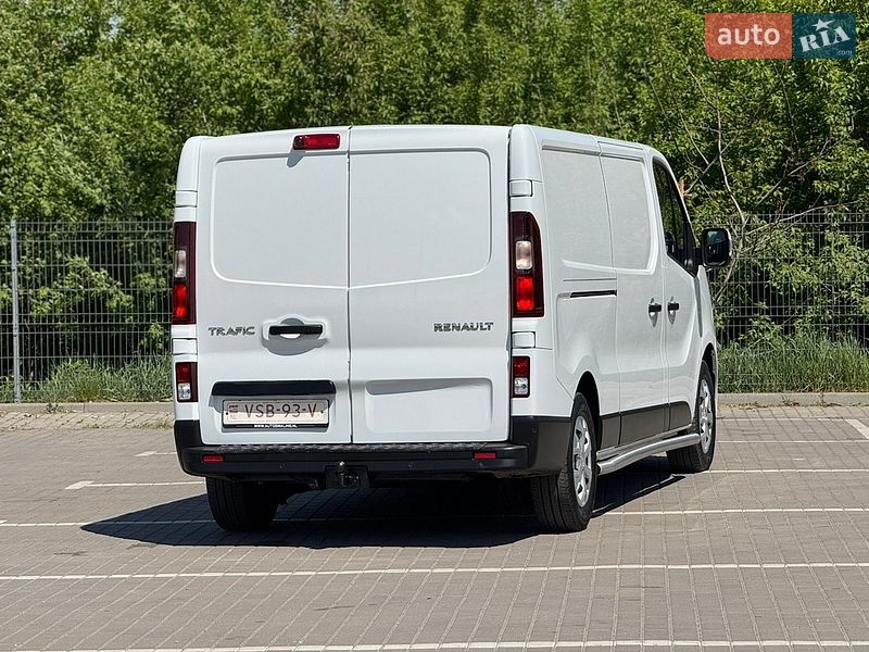 Вантажний фургон Renault Trafic 2022 в Дубні