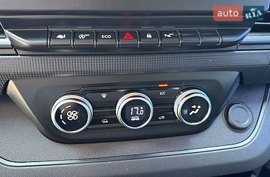 Вантажний фургон Renault Trafic 2022 в Дубні