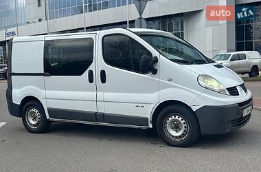 Грузовой фургон Renault Trafic 2014 в Киеве