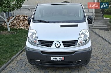 Мінівен Renault Trafic 2013 в Чернівцях