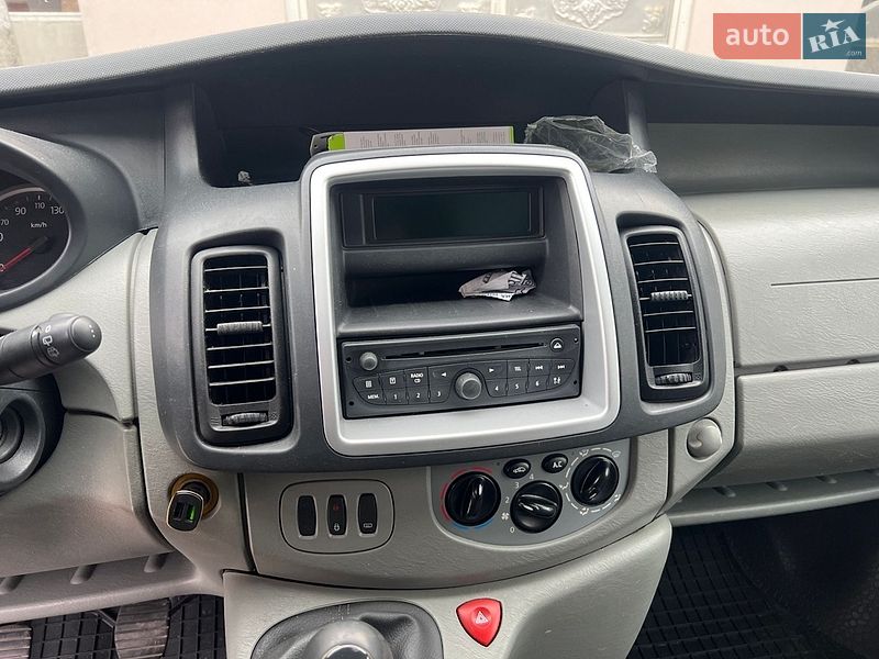 Минивэн Renault Trafic 2011 в Черновцах