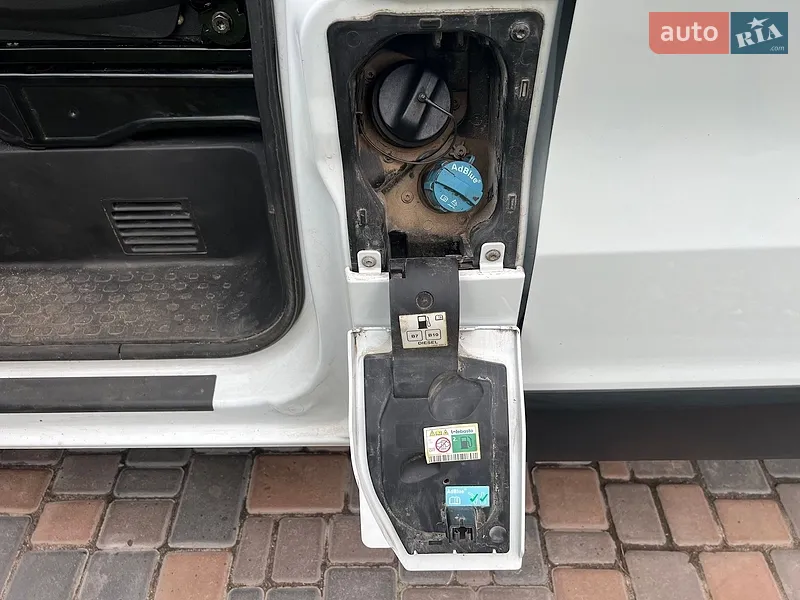 Renault Trafic 2018 VIN VF1FL000561283207 фото оголошення 35 з 68