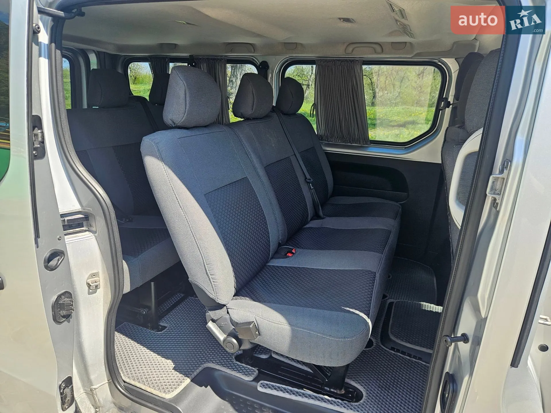 2015 Renault Trafic - мініатюра 11