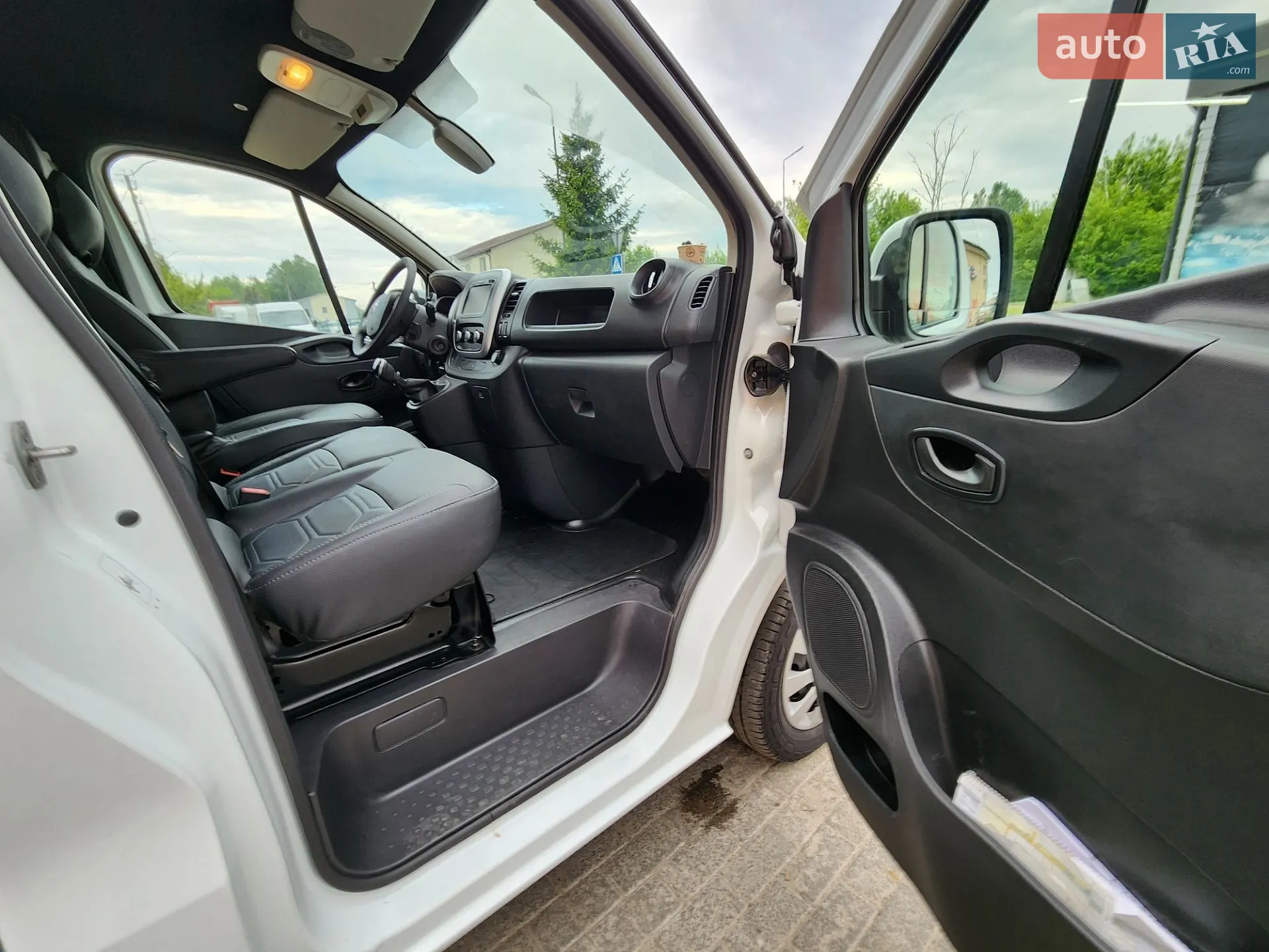 2020 Renault Trafic - мініатюра 22