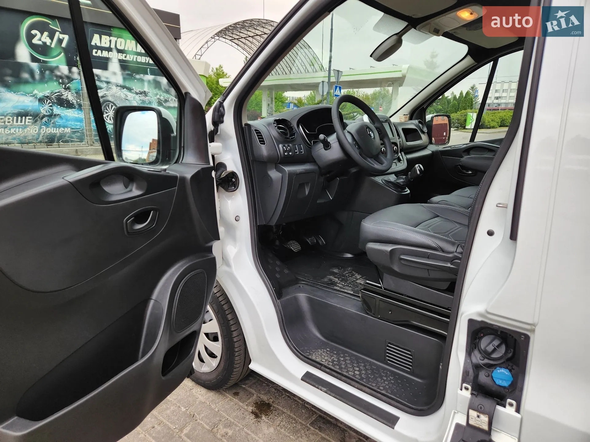 2020 Renault Trafic - мініатюра 27